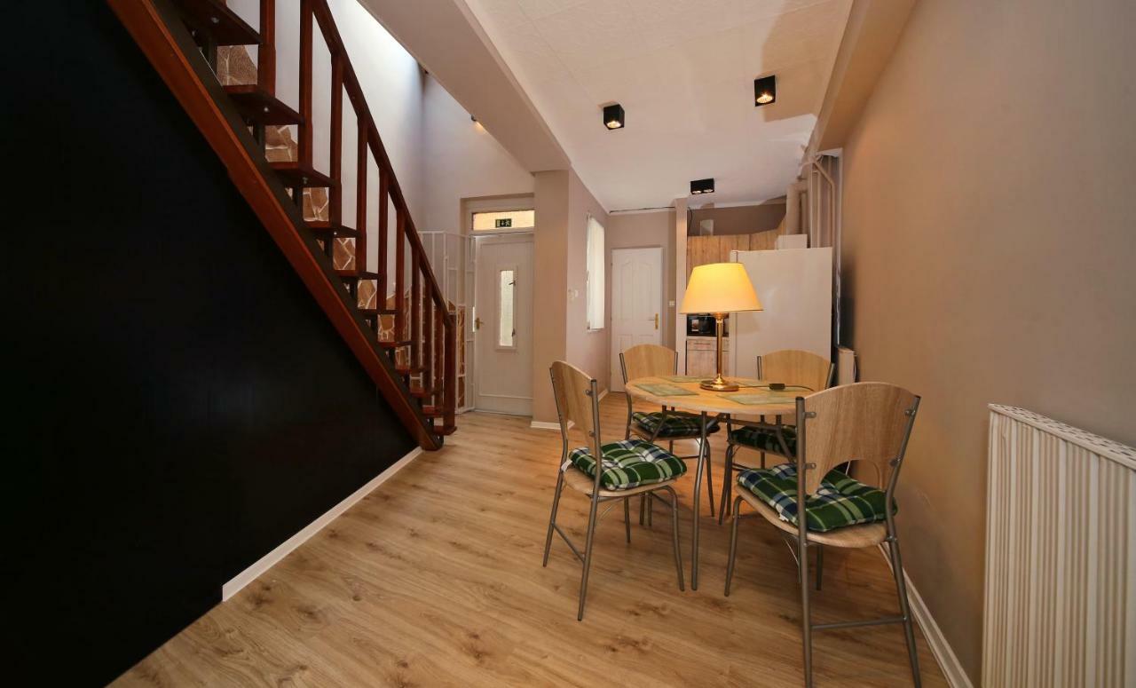 Várkapu Apartman Eger Exterior foto